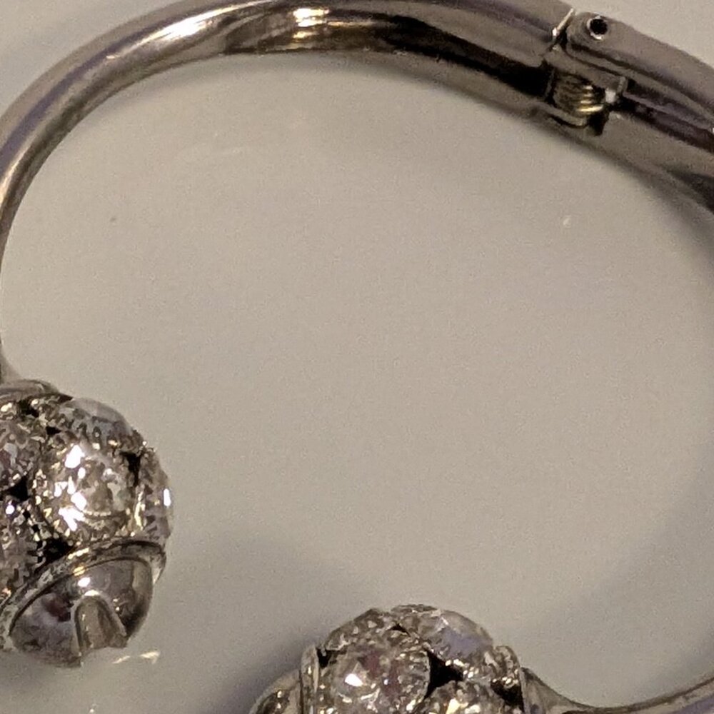Dallas Bangle - Picture 4 of 4